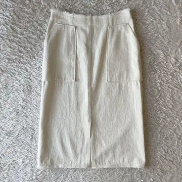 컨디션 최상 PLAGE Ecru 스트레이트 스커트 38 아이보리