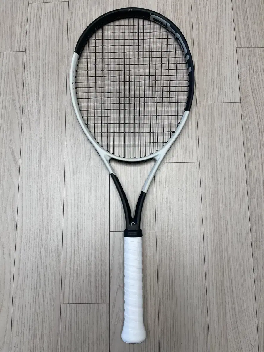 Head Auxetic 2.0 Speed MP L Tennis Racket