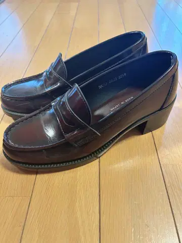 HARUTA 다크 브라운 힐 로퍼 22.5