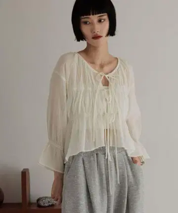 LOWRYSFARM 요류 셔링 숏 6S 아이보리 택 포함