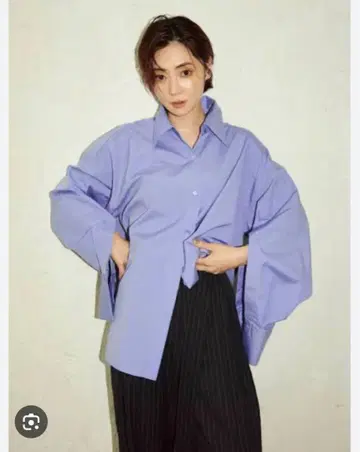 FRAY I.D 아지메 슬릿 슬리브 셔츠 블루