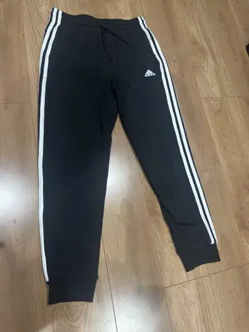 아디다스 블랙 조거 팬츠 AS 사이즈