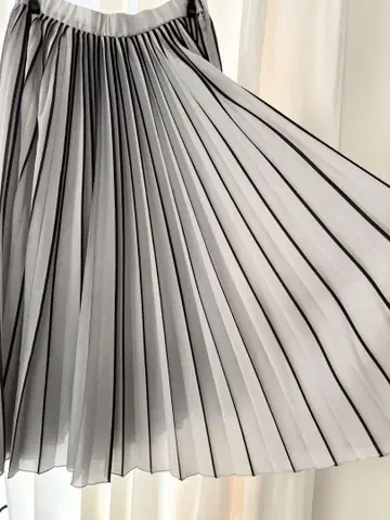 Koshino Hiroko 플리츠 스커트