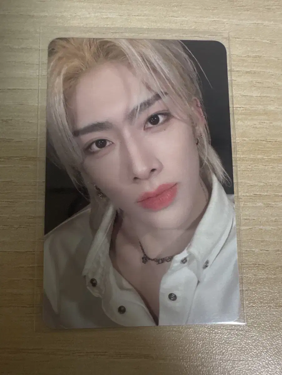 Quick sale) Hello digipack Version Ricky poca
