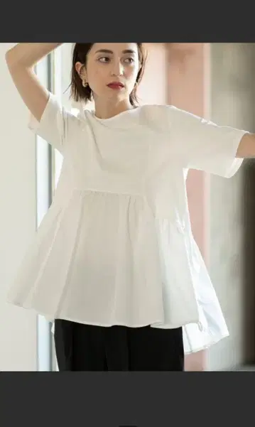 오파크 클립 컷 티셔츠 상의 슈라루 그로브 로페피크닉