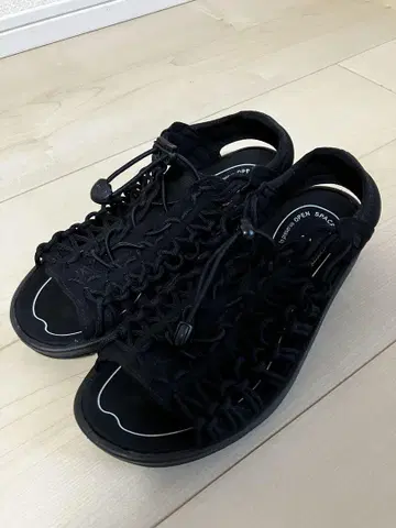 keen 킨 샌들 24.5 UNEEK 2 OT