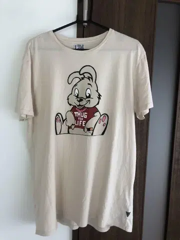 BANKSY X GUESS THUG FOR LIFE 콜라보 티셔츠 L