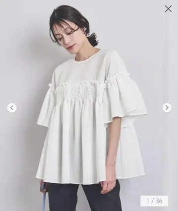 유나이티드 애로우즈 에어리 자카드 셔링 플레어 슬리브 블라우스