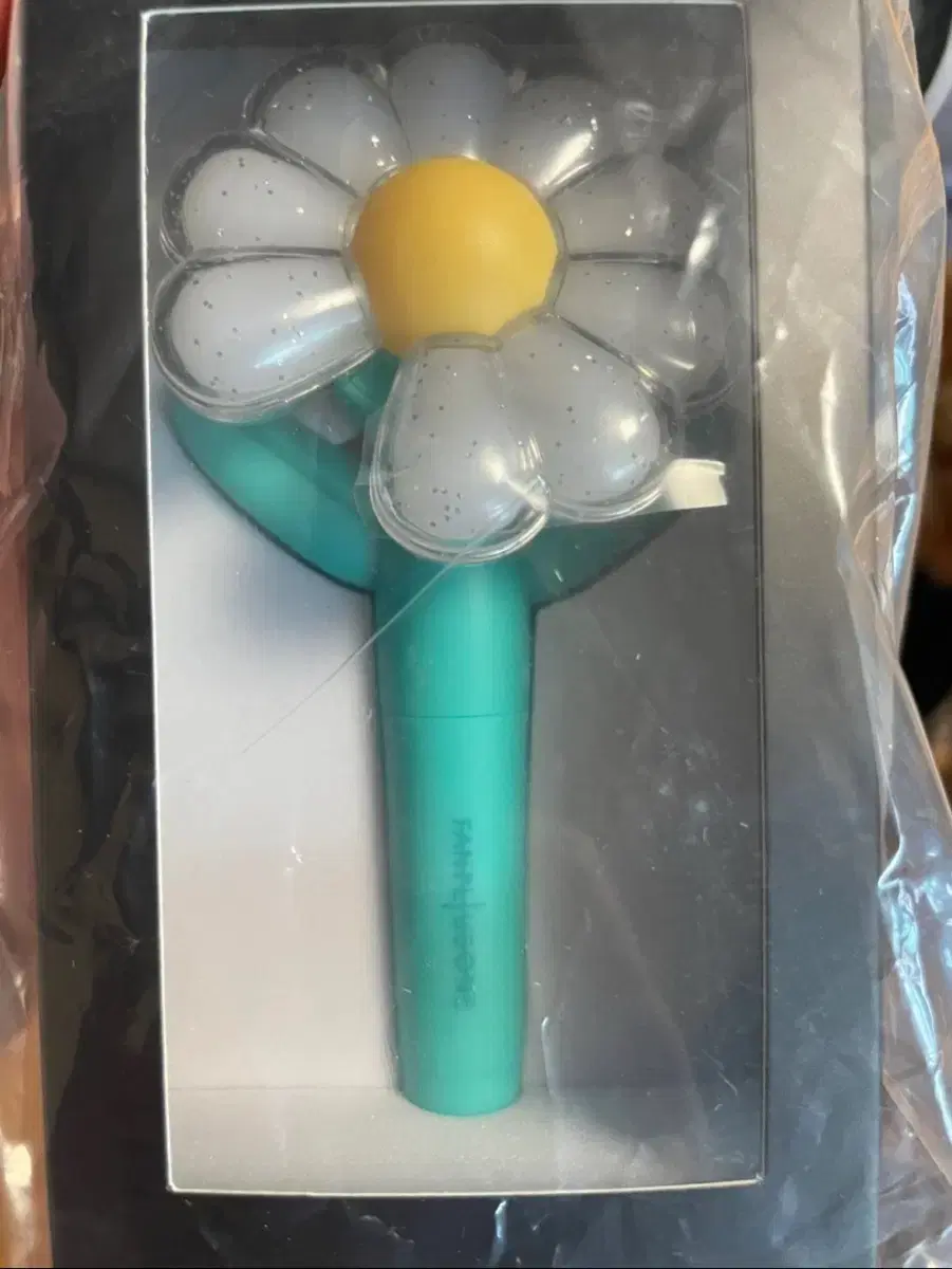 G-dragon - Ubermensch Mini Light Keyring (Mint) Sealed New Product