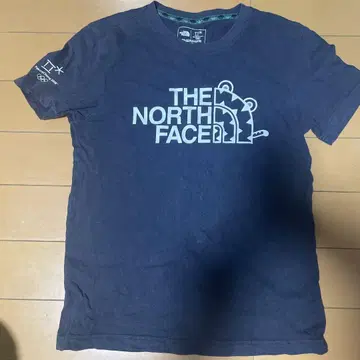 THE NORTH FACE 네이비 티셔츠