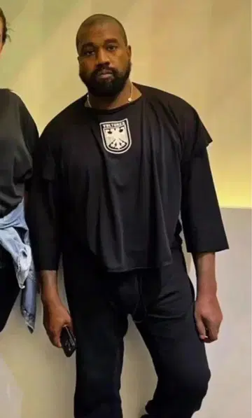 yzy YEEZY GOSHA vultures BLACK BOX 티셔츠