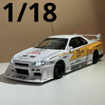 닛산 스카이라인 GT-R 리버티 워크 1/18 화이트