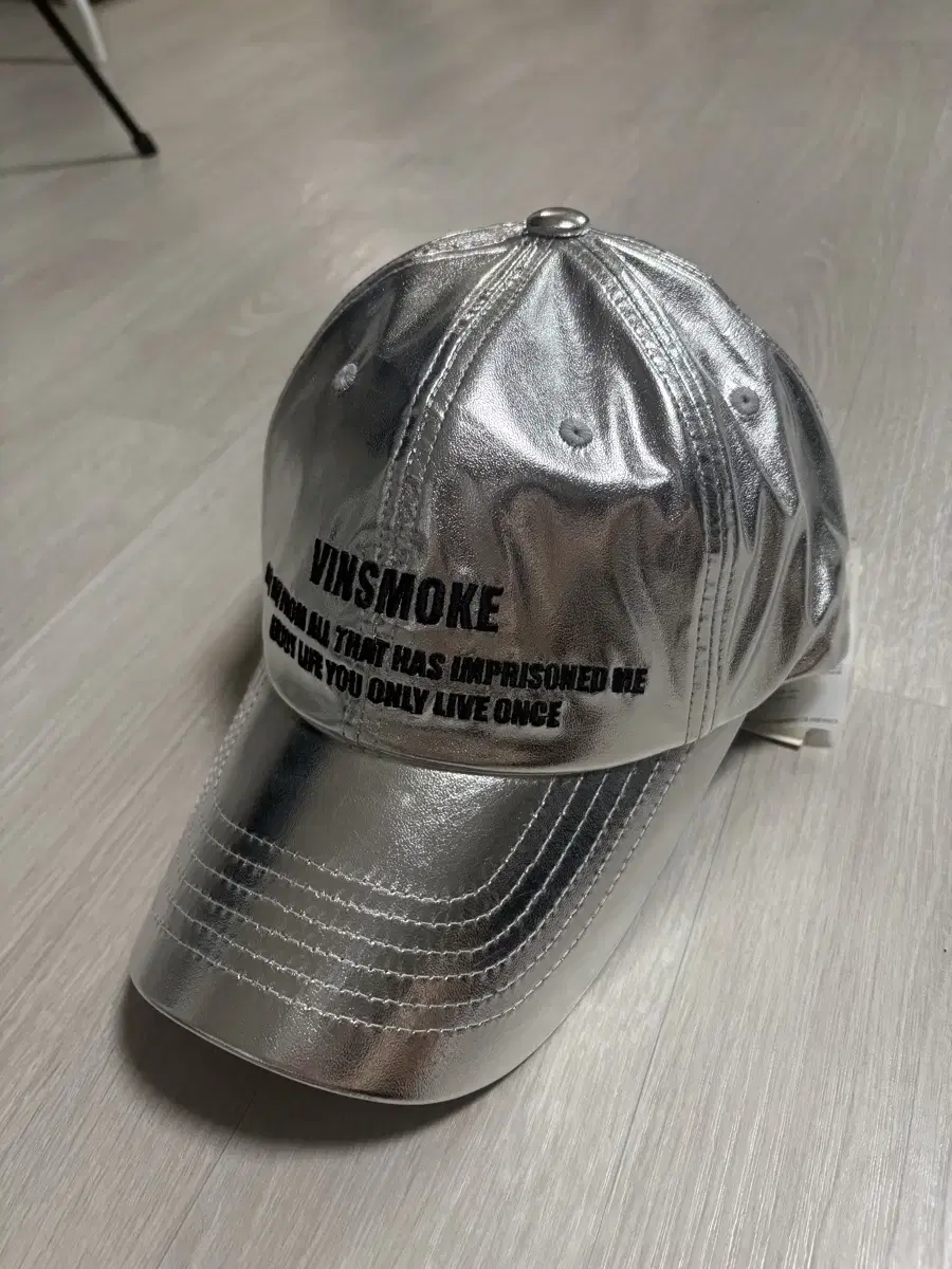 Vince Smoke Glossy Ball Cap Silver