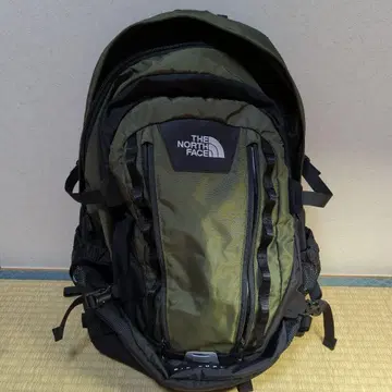 THE NORTH FACE 올리브 그린 백팩 33L 새상품