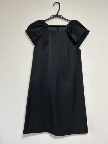 택 포함 새상품 피칭 구매 소매 디자인 블랙 새틴 원피스