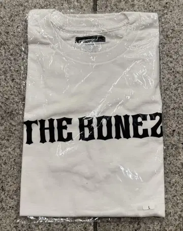 THE BONES 로고 티셔츠 L 사이즈 흰색 화이트 미사용 새상품