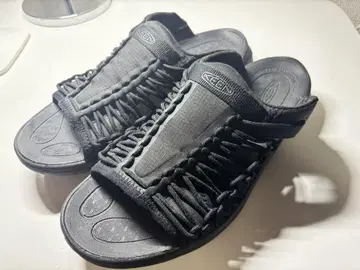 KEEN 스포츠 샌들 블랙