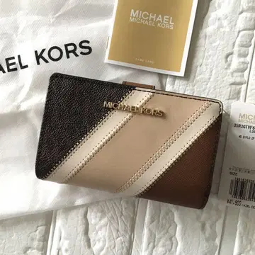신상품 마이클코어스 MICHEAL KORS 정가 41,800엔 지갑