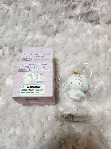 시크릿 플로키 마스코트 참 치이카와 (먼작귀) 헬로키티 가챠가챠