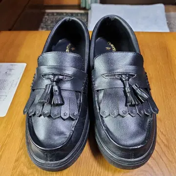 컨버스 올스타 블랙 로퍼 태슬 장식