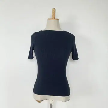 GALERIE VIE 기자 코튼 리브 오벌 넥 풀오버 네이비