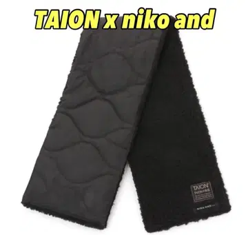 TAIONniko and 별주 리버서블 다운 머플러