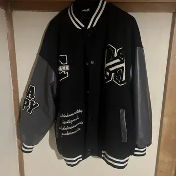 HOOK 바시티 자켓