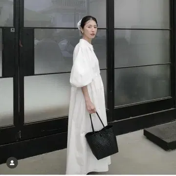 클레인 허리 디자인 볼륨 원피스