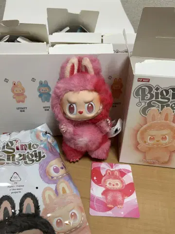 POP MART 에너지에 열정! LOVE 사랑