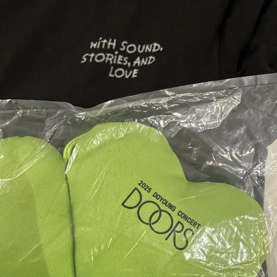 doyoung ドヨン Doors クローバークッション Doyoung Doors solo concert four-leaf clover cushion sealed