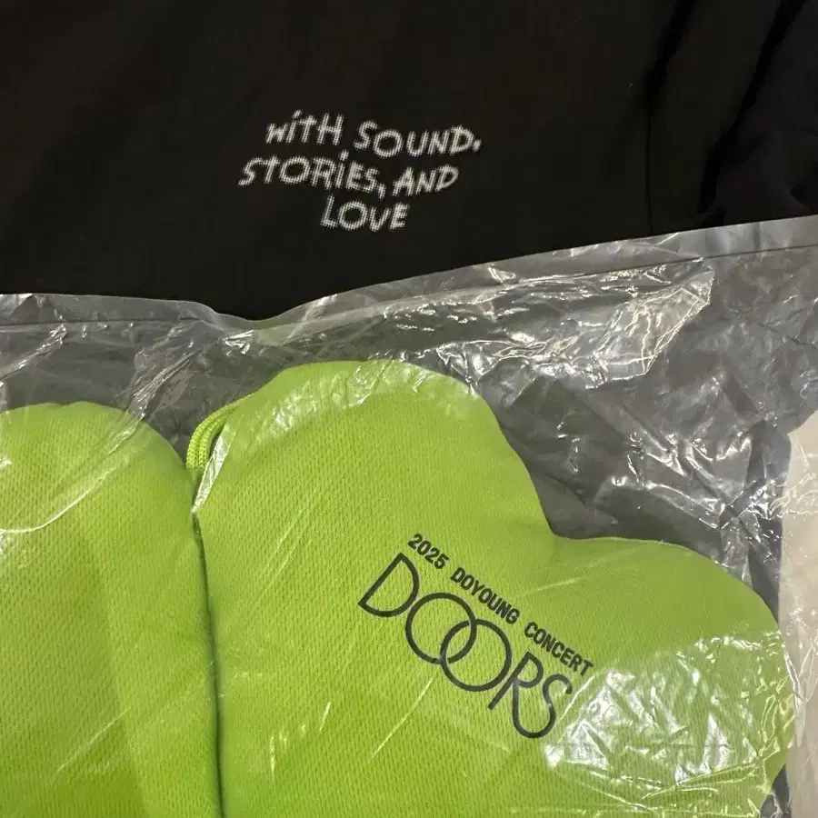 Doyoung Clover Cushion #도영,#도영방석,#양도 on Bunjang Global Site.