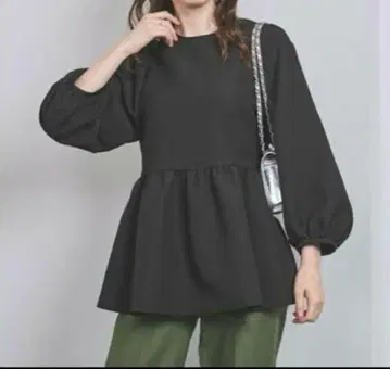 유나이티드 애로우즈 에어리 자카드 페플럼 9SL 블라우스 블랙