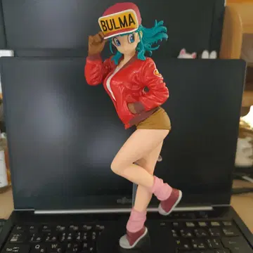 BULMA 빅 피규어