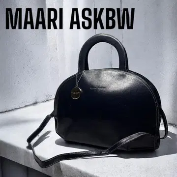 MAARI ASKBW 2way 돔형 핸드백 로고 참 크로스 바디