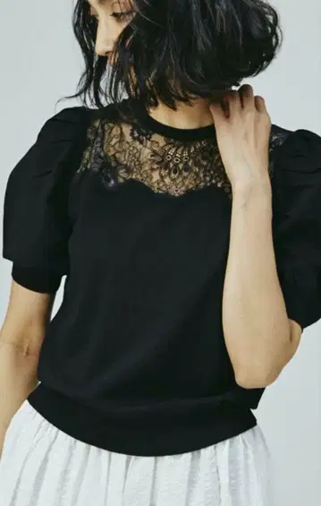 Sov. 레이스가 있는 블랙 니트 탑 36