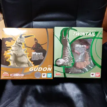 기간 한정 판매 S.H.Figuarts 구동 트윈 테일