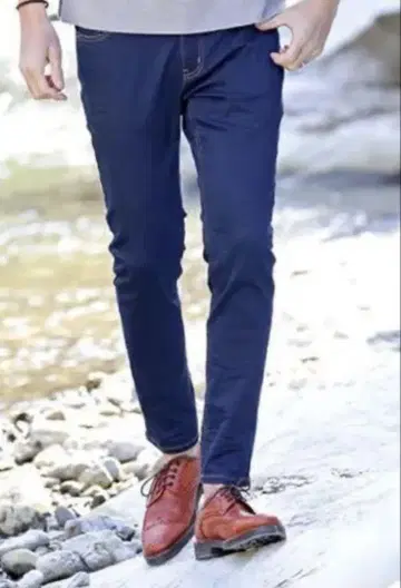 The DUFFER 더퍼 3D 입체 가공 스트레치 데님 더퍼