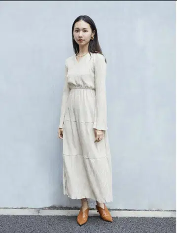 RANDEBOO natural neo dress 내추럴 네오 드레스