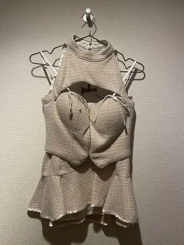 베이지 하이넥 셋업