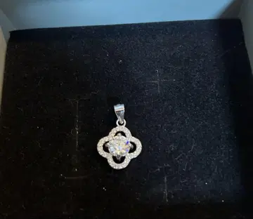 모이사나이트 실버 925 네잎클로버 펜던트 탑