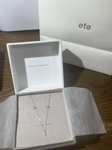 ete K10 화이트 골드 다이아몬드 목걸이