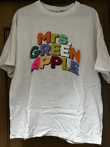 Mrs. GREEN APPLE 라이브 티셔츠
