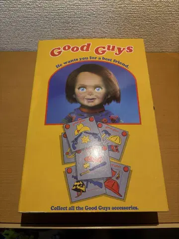 NECA 제작 CHUCKY 피규어