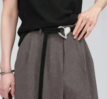 BABYLONE WANDERUNG 하트 벨트 블랙