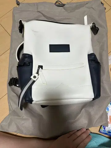헌터 백팩