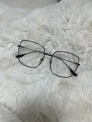 패션 안경 브라운 얇은 테 렌즈