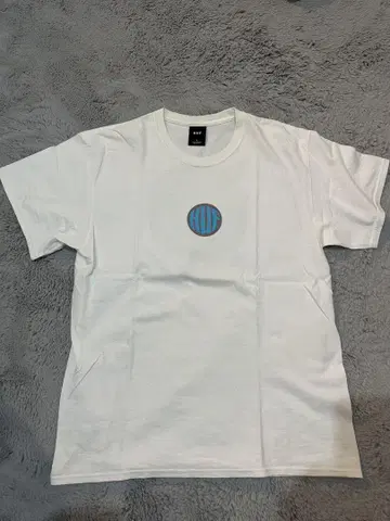 HUF 화이트 티셔츠 로고