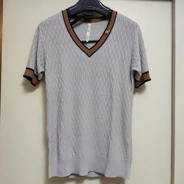 그레이 V넥 니트 몬츠키 Montsuki
