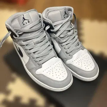Air Jordan 하이컷 스니커즈 26.5cm