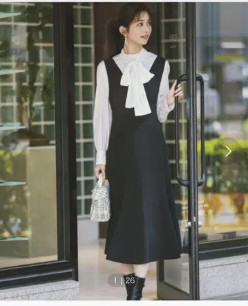 프로포션 바디 드레싱/머메이드 V넥 잔스카